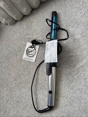 BaBylissPRO® Nano Titanium™ 1" Extended Barrel Curling Iron